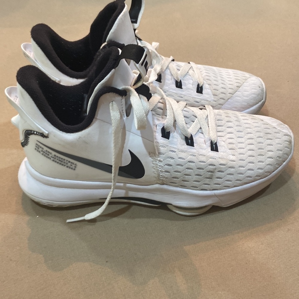 Lebron 15 Nike